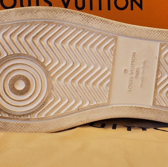 Louis Vuitton Rivoli Sneaker 1A4U5Q - Picture 3 of 4